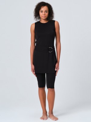 Siyah Gümüş Kemer Tokalı Sıfır Kol Yarı Kapalı Mayo