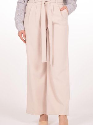 Bej Kuşaklı Pileli Geniş Paça Pantolon