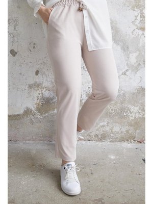 Taş Beli Lastikli Likralı Duble Kumaş Pantolon Taş Beli Lastikli Likralı Duble Kumaş Pantolon