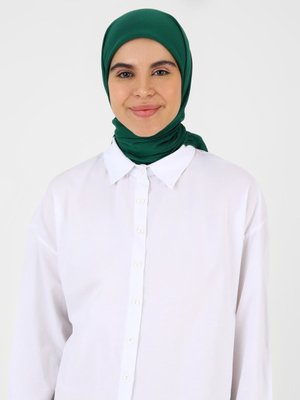 Zümrüt Yeşili Serin Eşarp Zümrüt Yeşili Serin Eşarp