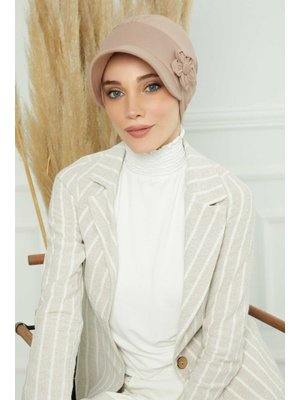 Vizon Siperlikli Çiçek Aksesuarlı Şapka Bone,b Vizon Siperlikli Çiçek Aksesuarlı Şapka Bone,b