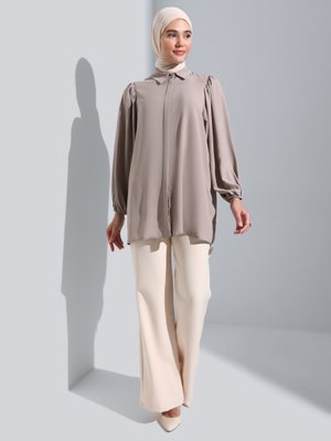 Vintage Haki İpek Tuşeli Volümlü Kol Detaylı Tunik Vintage Haki İpek Tuşeli Volümlü Kol Detaylı Tunik