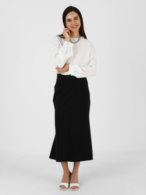 Siyah Balık Etek Siyah Balık Etek