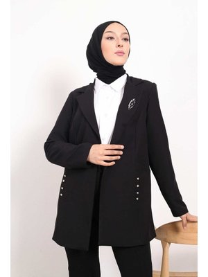 Siyah Yaka Bronşlu Cep Detaylı Ceket
