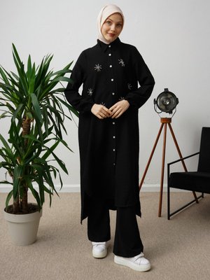 Siyah İnci Detaylı Uzun Tunik
