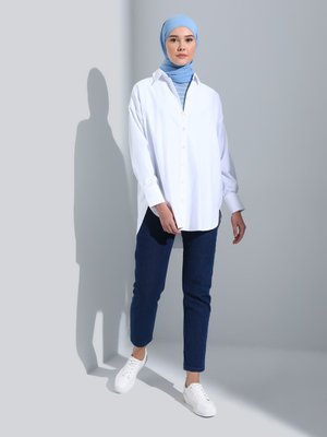 Beyaz Yanları Yırtmaçlı Oversize Poplin Tunik