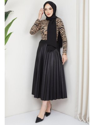 Siyah Beli Lastikli Deri Görünümlü Piliseli Etek