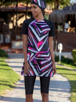 Desenli Yarı Geöometrik Desenler Reklam Kol Mayo Desenli Yarı Geöometrik Desenler Reklam Kol Mayo