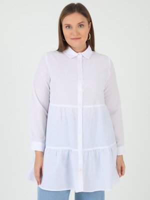 Ekru Büyük Beden Düğme Detaylı Tunik