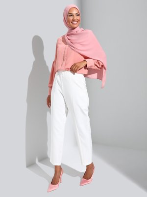 Off White Dikiş Detaylı Klasik Pantolon Off White Dikiş Detaylı Klasik Pantolon