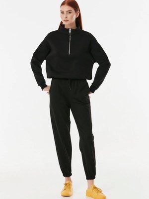 Siyah Cepli Jogger Eşofman Altı Siyah Cepli Jogger Eşofman Altı