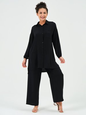 Siyah Tunik & Pantolon İkili Takım Siyah Tunik & Pantolon İkili Takım