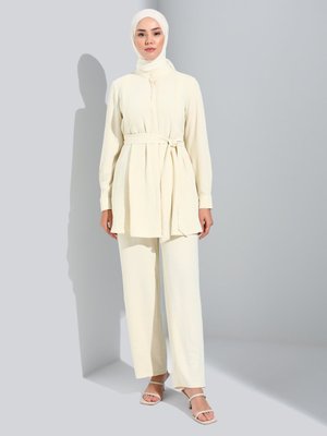 Açık Taş Aerobin Gizli Patlı Tunik & Pantolon Takım Açık Taş Aerobin Gizli Patlı Tunik & Pantolon Takım