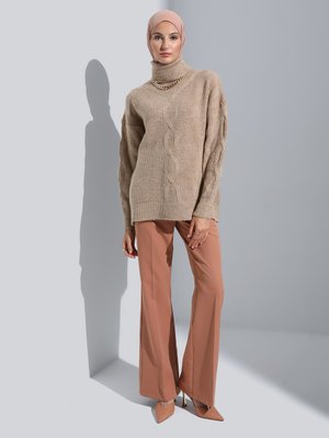 Koyu Vizon Boğazlı Yaka Saç Örgülü Triko Tunik