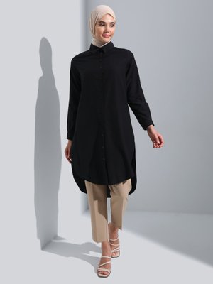 Siyah Yırtmaç Detaylı Uzun Poplin Tunik