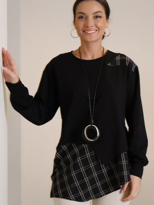 Siyah Ekose Detaylı Tunik