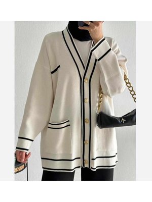 Dügmeli Cepli Triko Hırka