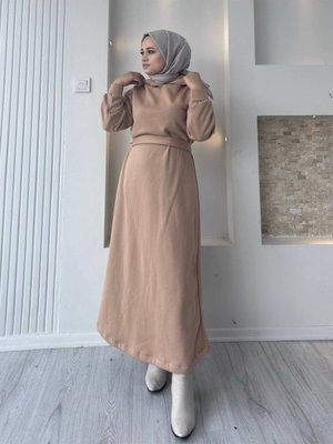 İplik Kapüşonlu Elbise