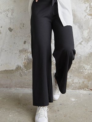 Beli Kuşaklı Bol Scuba Pantolon Siyah Beli Kuşaklı Bol Scuba Pantolon Siyah