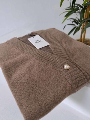 Sakallı Yumoş Hırka Kahverengi