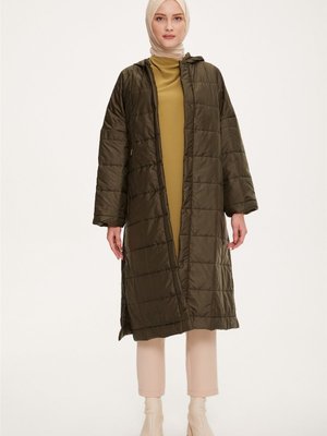 Seyyar Kapişonlu Kaban Haki