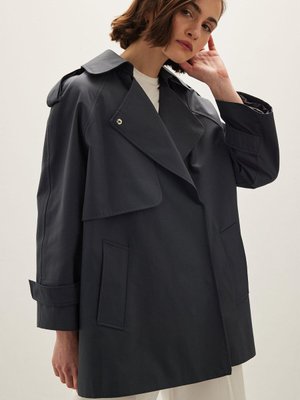 Oversıze Kısa Trençkot Lacivert Oversıze Kısa Trençkot Lacivert