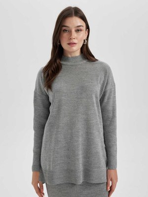 Regular Fit Yarım Balıkçı Yaka Tunik