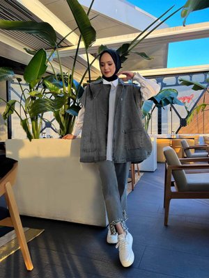 Yaka Detaylı Oversize Yelek