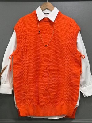 Bağcıklı Triko Süveter Turuncu Bağcıklı Triko Süveter Turuncu