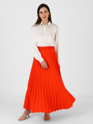 Nar Çiçeği Pileli Etek Nar Çiçeği Pileli Etek