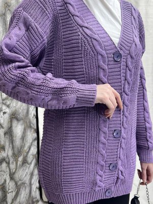 Beş Düğmeli Örgü Desenli Hırka Lila