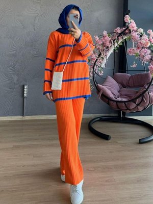 Iki Renkli Triko Takım Turuncu Iki Renkli Triko Takım Turuncu