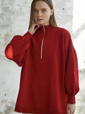 Sara Fermuarlı Triko Tunik Kırmızı Sara Fermuarlı Triko Tunik Kırmızı