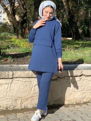 Lacivert Kapüşonlu İkiiplik Takım Lacivert Kapüşonlu İkiiplik Takım