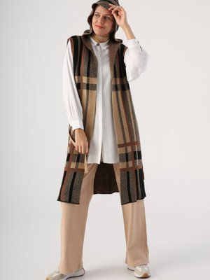 Vizon Büyük Ekose Desenli Kuşaklı Triko Yelek