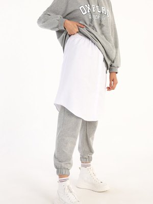 Beyaz Içlik Pamuklu Gömlek Etek