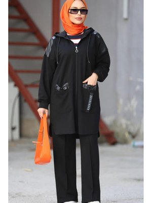 Kapüşonlu Eşofman Takımı