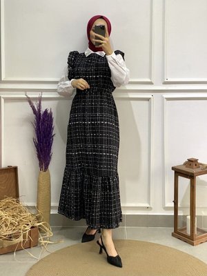 Omuz Fırfırlı Şanel Tüvit Jile Siyah Omuz Fırfırlı Şanel Tüvit Jile Siyah