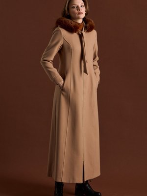 Kürk Kapüşonlu Manto Camel