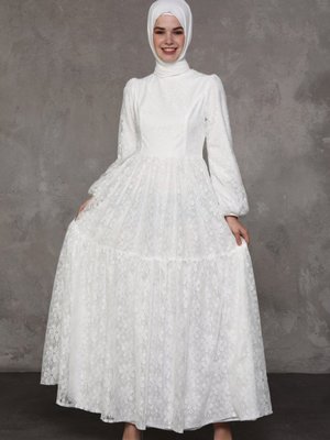 Dantel Detaylı Elbise