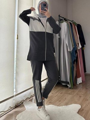 Kapüşonlu İkili Eşofman Takımı Füme Kapüşonlu İkili Eşofman Takımı Füme