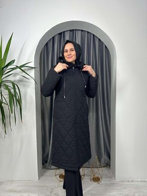 Kapişonlu Kapitone Mont