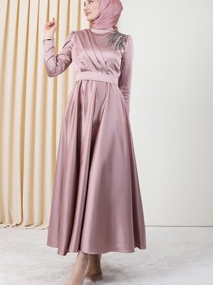 Omzu Taşlı Saten Abiye Elbise Pudra Omzu Taşlı Saten Abiye Elbise Pudra