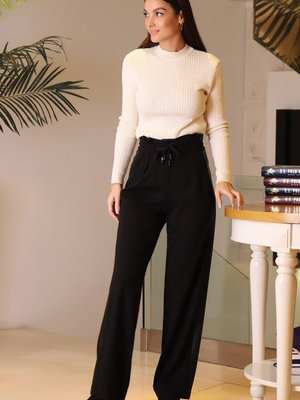 Siyah Bol Paça Lastikli Pantolon Siyah Bol Paça Lastikli Pantolon