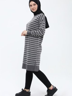 Çizgili Uzun Triko Tunik Çizgili Uzun Triko Tunik