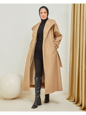 Mendil Yaka Kaşe Kaban