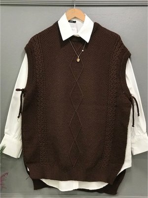 Bağcıklı Triko Süveter Kahve Bağcıklı Triko Süveter Kahve