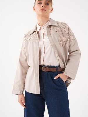 Dantelli Taş Gömlek