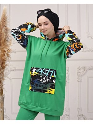 Kolu Baskılı Kapüşonlu Şık Renk Detaylı Eşofman Takımı Kolu Baskılı Kapüşonlu Şık Renk Detaylı Eşofman Takımı