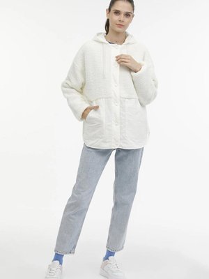 Ekru Cepli Peluş Mont Ekru Cepli Peluş Mont